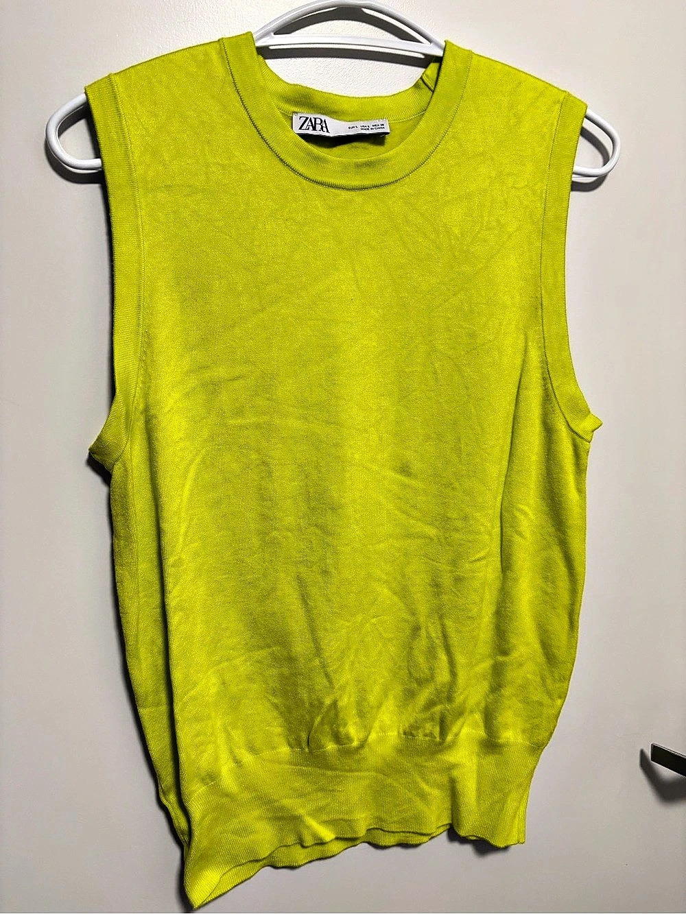 Zara Sleeveless Tank Top in Green Size Medium